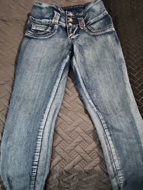 Classic High-Rise Women’s Blue Jeans M. Michael Push Up Colombianos
